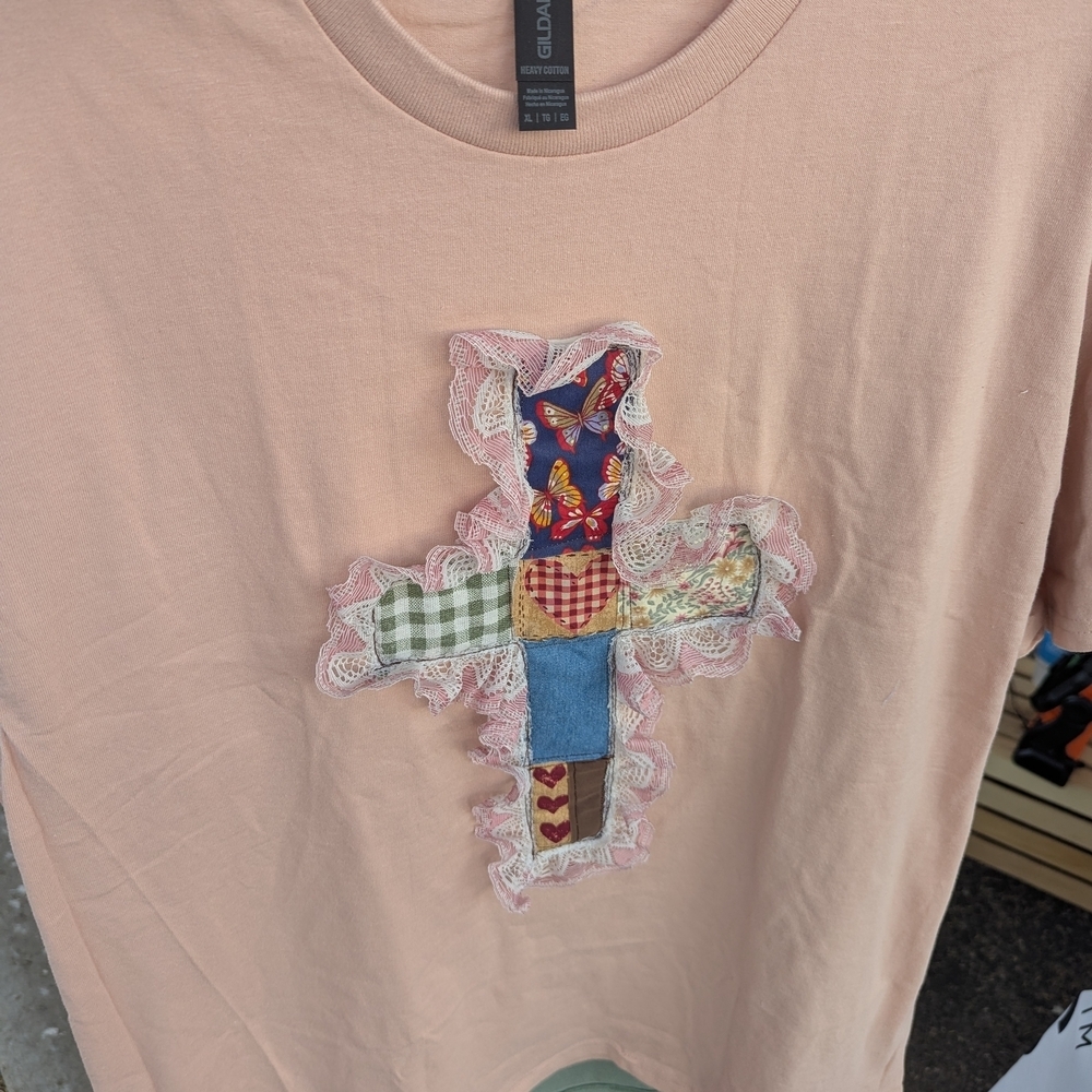 Gildan Light Pink Patchwork Cross Short Sleeve Tee